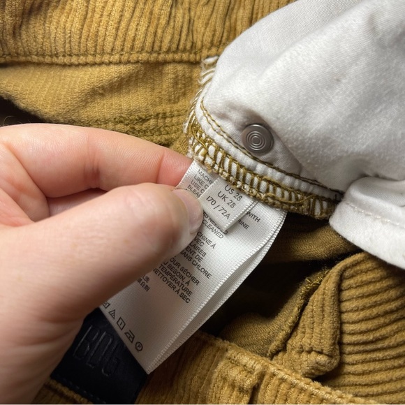 BDG Urban Outfitters Women’s Corduroy Mom Jeans Tan in Size 28 High-Rise Casual - Picture 11 of 11